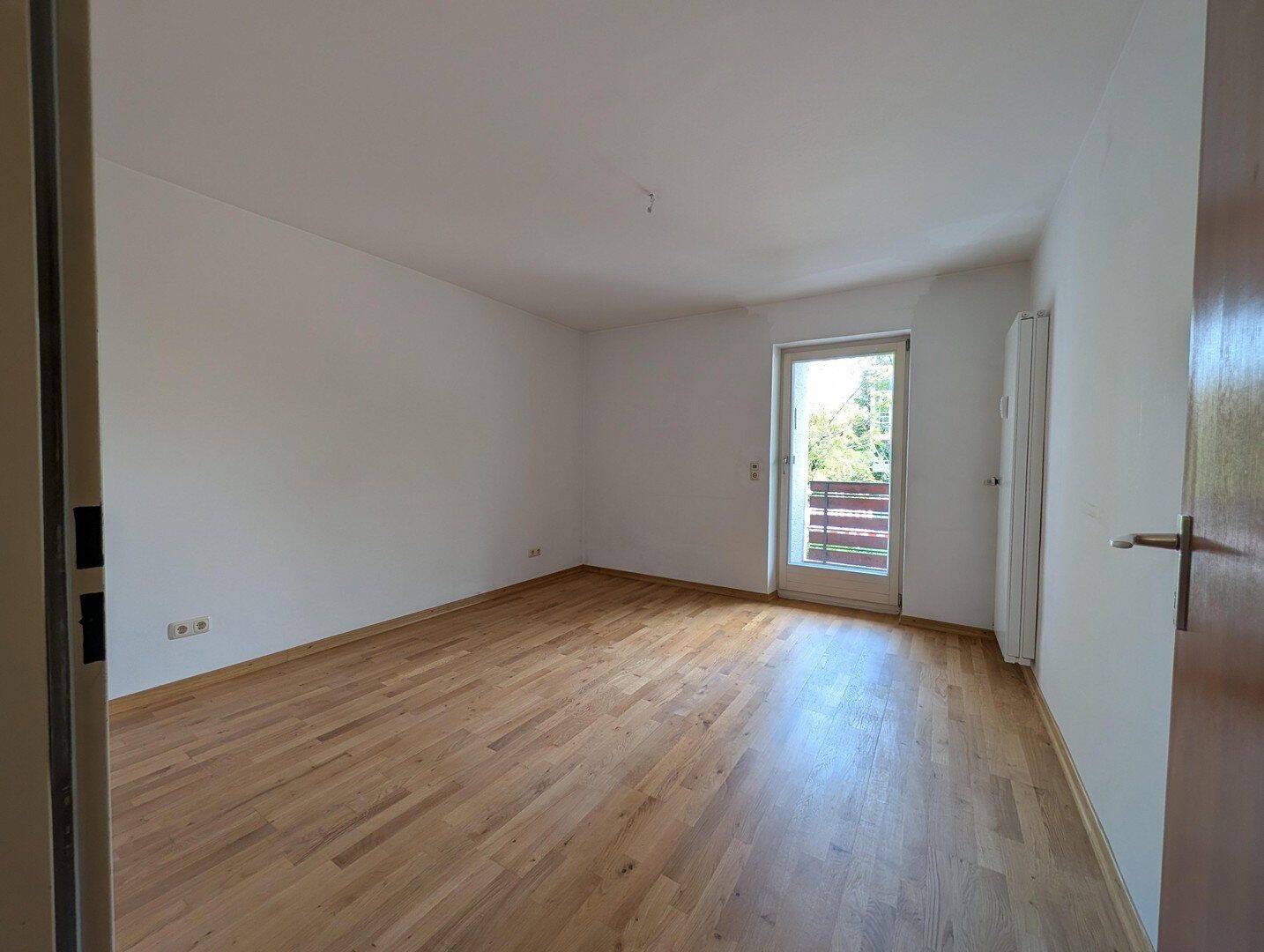 Schöne, ruhig gelegene 2-Zimmer-Wohnung mit 2 Balkonen und TG-Platz in Solln, provisionsfrei – München – Vorschaubild 5