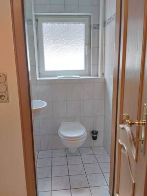 3-Zimmer-Wohnung in Overath-Zentrum zum 01.12.2026 - BEVORZUGT zum 01.11.2026 zu vermieten – 51491 Overath – Vorschaubild 3