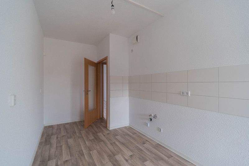 3-Raum-Wohnung mit Balkon auf dem südlichen Sonnenberg – Chemnitz – Vorschaubild 4