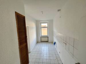 Frisch sanierte 2,5-Zimmer-Altbauwohnung mit modernem Bad – 99086 Erfurt – Vorschaubild 4