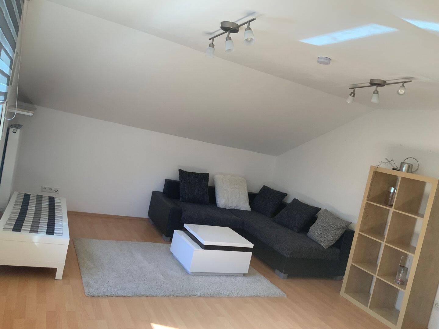 Exklusive 2-Zimmerwohnung an berufstätigen Single – Würzburg – Vorschaubild 3