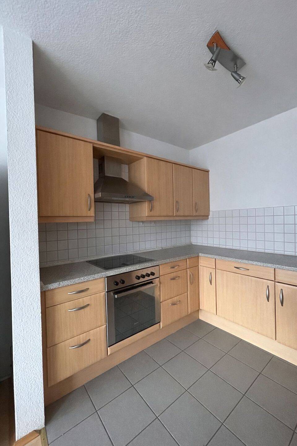 2-Zimmer-Wohnung mit Balkon im 2. Obergeschoss in Kassel - Kölnische Straße – Kassel – Vorschaubild 4