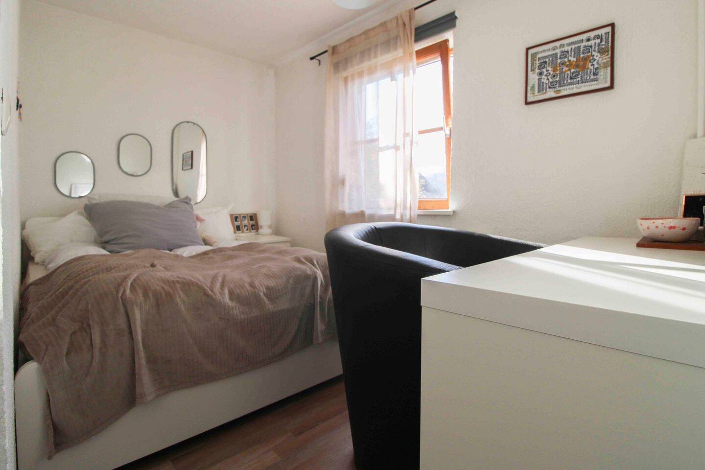 Wohnhaus (2-3 Wohneinheiten) mit großer Scheune (Ausbaupotential) und kleinem Garten – Horb am Neckar – Vorschaubild 9