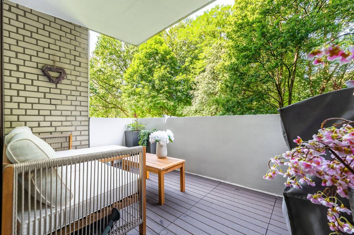 Modernisierte 3 Zimmer-ETW mit Stellplatz in unmittelbarer Nähe zum Alsterlauf – 22339 Hamburg – Bild 1 von 9