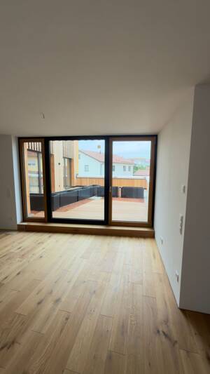 3-Zimmer WHG 1. OG / Modernes Wohnen im Grünen im Süden von Landshut – 84036 Landshut – Vorschaubild 1