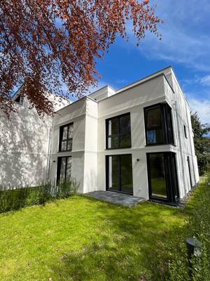 Stadtreihenhaus zur Miete in Volksdorf
