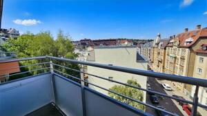 Charmante 4-Zimmer-Wohnung mit zwei Balkonen und grandiosem Weitblick in Stuttgart-West – 70197 Stuttgart – Vorschaubild 5