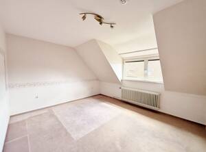 Reihenmittelhaus mit Südwest-Terrasse und Garage! – 28277 Bremen – Vorschaubild 9
