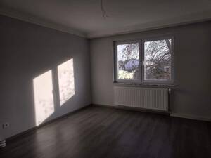 Helle 2-Zimmer-Wohnung mit Balkon 2. OG – Köln-Kalk – 51103 Köln – Vorschaubild 2