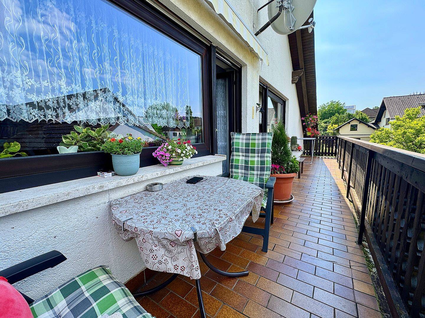 Geräumiges Zweifamilienhaus mit Garten in schöner Lage von Altenkunstadt – Altenkunstadt – Vorschaubild 9