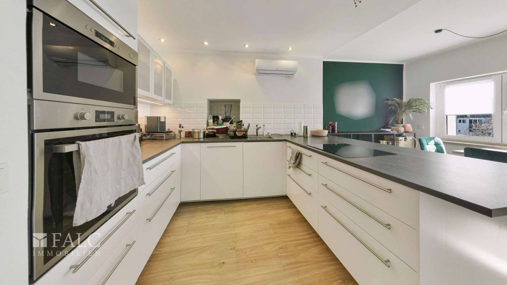 Mehrfamilienhaus in 50668 Köln mit 451 m² kaufen