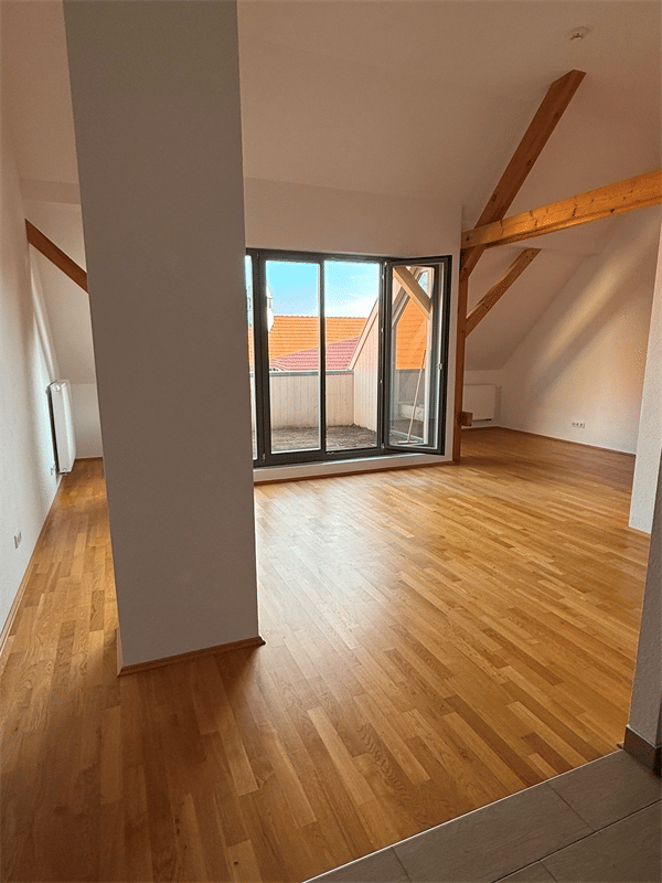 Schöne bezugsfreie Wohnung mit Wannenbad, Balkon und Stellplatz – Berlin – Vorschaubild 3