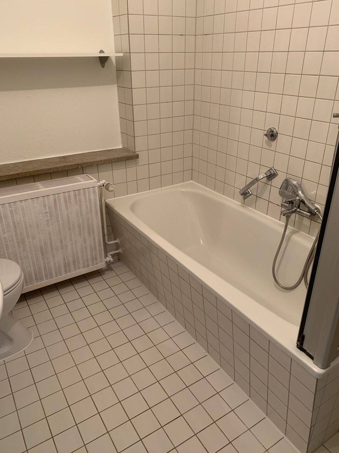 Ingolstadt-Nord, kleine 2-Zi.-Wohnung, mit Einbauküche, ohne Balkon – Ingolstadt – Vorschaubild 4