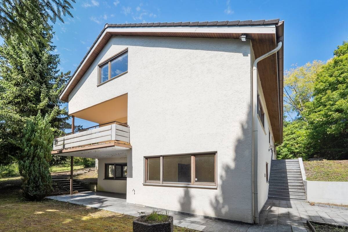 Charmantes Ein- bis Zweifamilienhaus auf weitläufigem Grundstück in attraktiver Lage von Heidenheim – Heidenheim an der Brenz – Vorschaubild 2