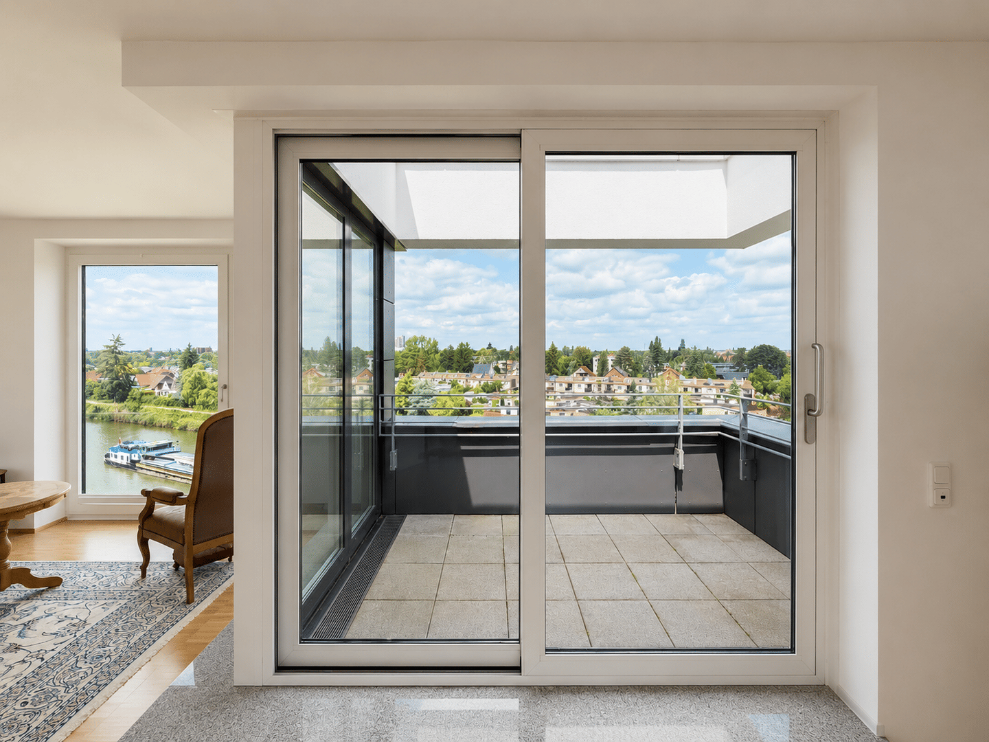 Außergewöhnliches Penthouse in Wasserlage - Privatsphäre, Weitblick und Wohnkomfort auf einer Ebene – Hannover – Vorschaubild 4