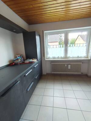 gut geschnittene 2 Zi-K-B-Balkon im 1.OG – 76228 Karlsruhe – Vorschaubild 9