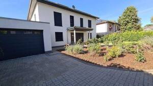 Provisionsfrei, Möblierte, moderne Stadtvilla mit Pool in ruhiger Lage mit Garage mitten in Köpenick – 12557 Berlin – Vorschaubild 2