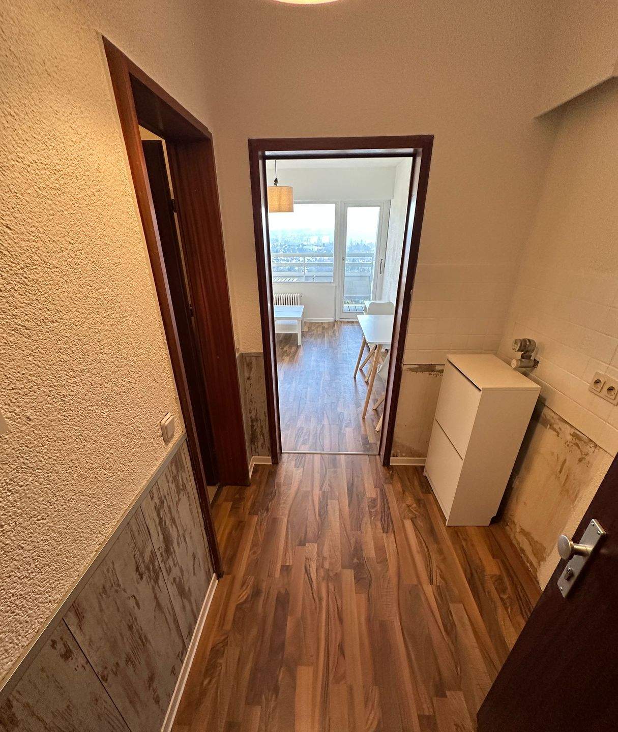Sbr.- Dudweiler * 1 ZKB * kompl. möbliert * Balkon mit toller Aussicht * – Saarbrücken – Vorschaubild 6