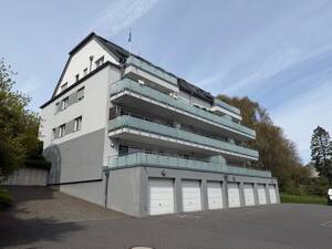 Neuwertiges Mehrfamilienhaus mit 12 Parteien – 42899 Remscheid – Vorschaubild 4