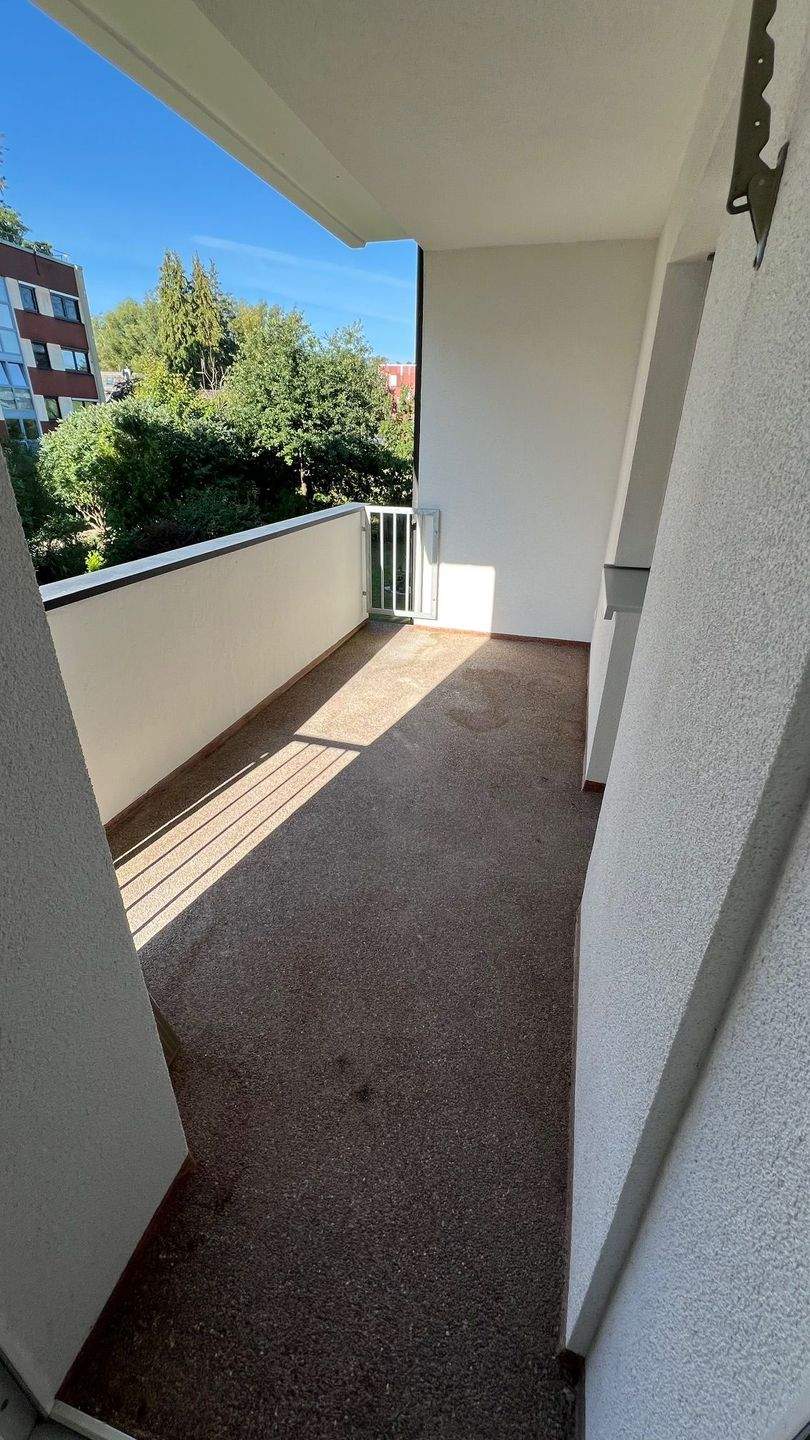 Moderne 4-Zimmer-Wohnung mit Balkon in Fürth, Oberfürberg – Fürth – Vorschaubild 8