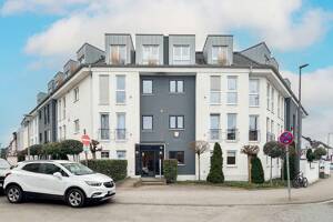 Bezugsfrei ab Oktober: Barrierearme ETW mit Terrasse & Tiefgaragenstellplatz in Köln-Lövenich