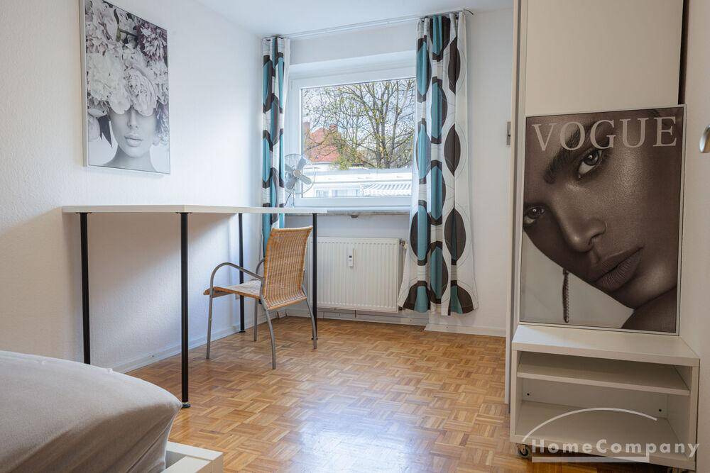 ***Attraktive, frisch renovierte und neu möblierte 2-Zimmer-Wohnung mit Balkon in München-Neuhausen – München – Vorschaubild 3