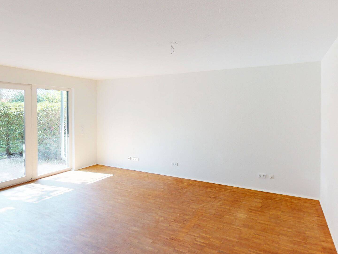 Praktisch geschnittene 3-Zimmer-Wohnung mit Terrasse und Garten – Düsseldorf – Vorschaubild 5