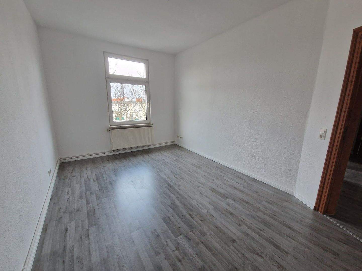Dachgeschoss Wohnung mit Ausblick - Willkommen in Stadtfeld! – Magdeburg – Vorschaubild 5