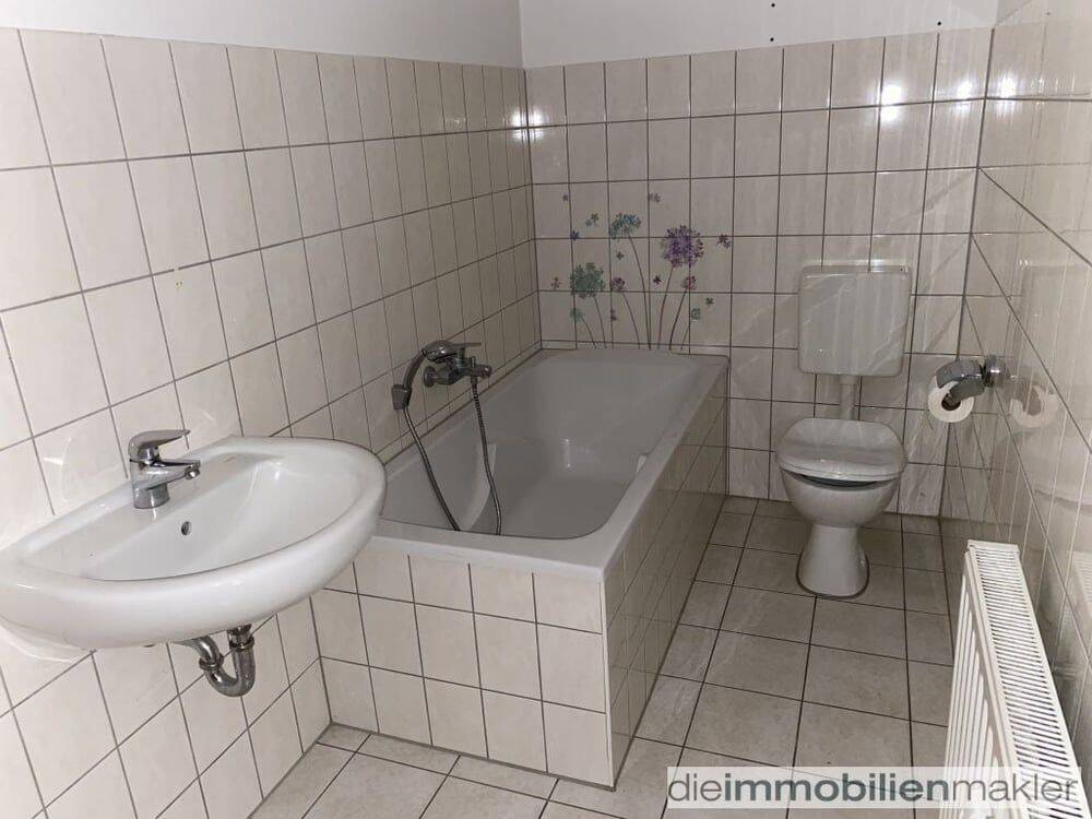 Mehrfamilienhaus in zentraler Lage von Luckau – Luckau – Vorschaubild 5