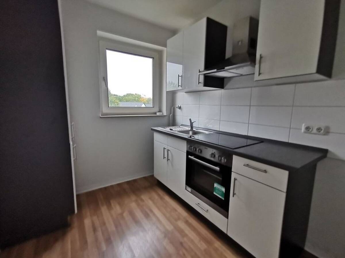 Ihre Chance - ideale 3,5-Zi.-Wohnung mit Balkon und moderner Küchenzeile – 45894 Gelsenkirchen – Bild 1 von 7