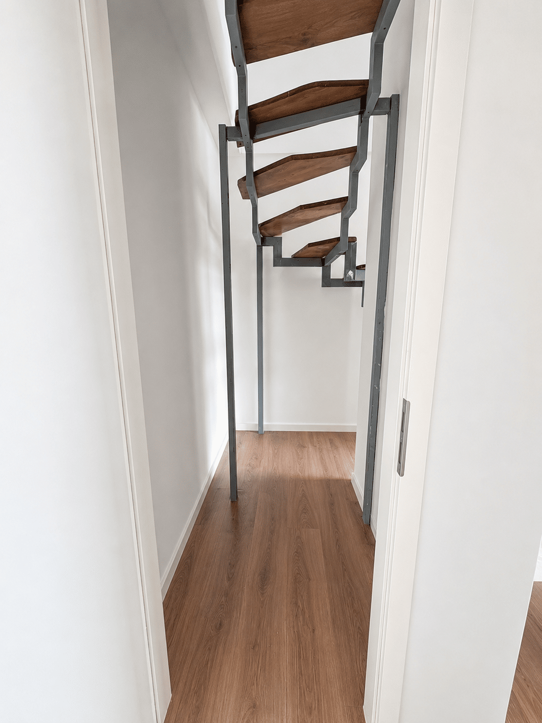 *TOP* 3-Zimmer-Neubau Maisonettewohnung mit zwei Dachterrassen und Stellplatz - WE 108 – Nürnberg – Vorschaubild 3