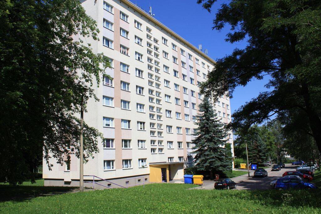 Modernisierte 3-Raum-Wohnung mit Balkon und Tageslichtbad – Chemnitz – Vorschaubild 6