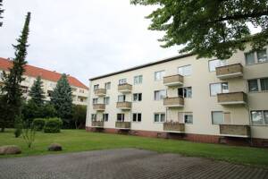 Bezugsfrei: Super geschnittene 2,5 Zimmer Wohnung im beliebten Reinickendorf