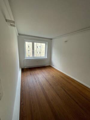 Helle 2,5 Zimmerwohnung in zentraler Lage – 20146 Hamburg – Vorschaubild 4