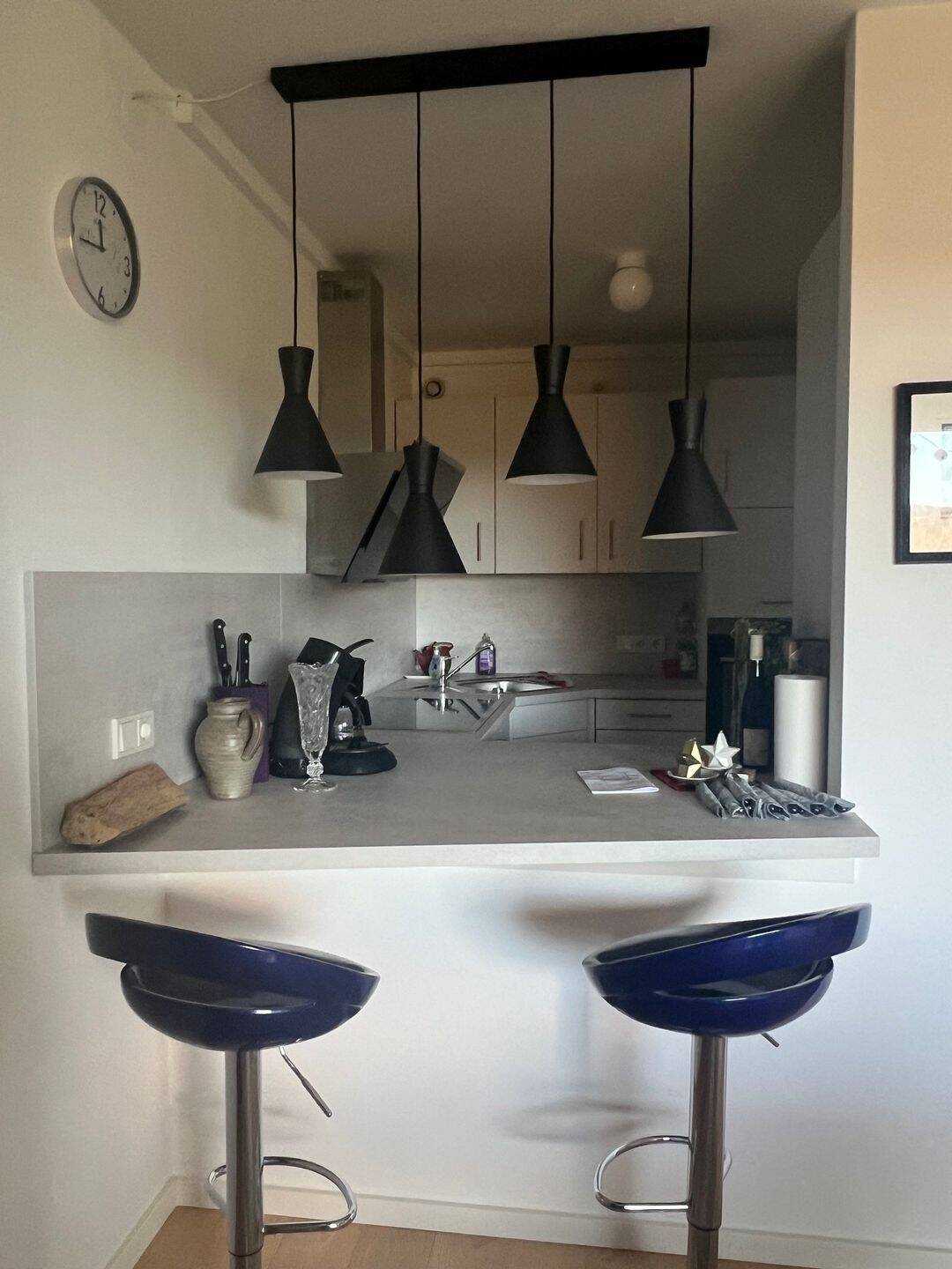 Neu renovierte möblierte 1,5 Zimmer Wohnung in Saarbrücker Innenstadt zu verkaufen – Saarbrücken – Vorschaubild 4