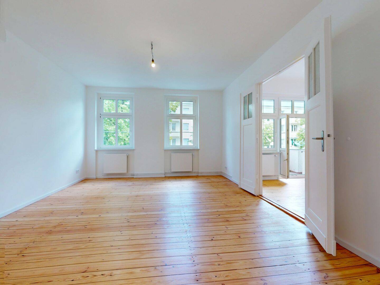 Ihr neues Zuhause mit Einbauküche, 3 Zimmern und frisch saniertem Altbaucharme wartet auf Sie! – Berlin – Vorschaubild 3