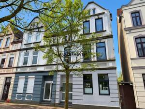 PROVISIONSFREI ! modernisiertes Stadthaus / Wohnen & Arbeiten m.v. Potenzial, auch ideal f. Familien