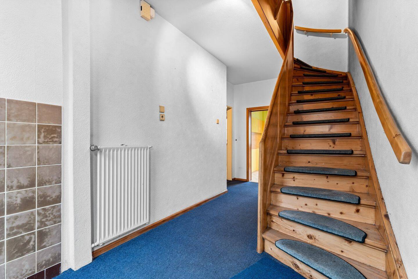Großzügiges Reihenmittelhaus mit viel Platz und Potential in familienfreundlicher Lage von Hastedt – Bremen – Vorschaubild 4