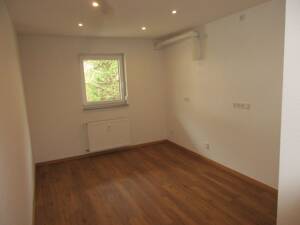 Geräumige 3-Zimmer-Wohnung mit Balkon in Ehrang, Trier – 54293 Trier – Vorschaubild 8