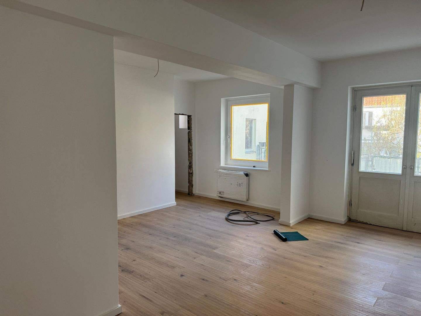 Vollständig neu renovierte 3-Zimmer-Wohnung mit herrlichem Balkon in den Innenhof in der beliebten Südstadt von Hannover – Hannover – Vorschaubild 4