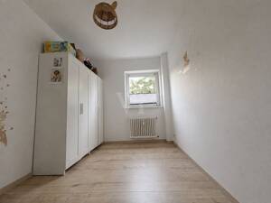 MODERNISIERTE 3-ZIMMERWOHNUNG MIT BALKON - FUßLÄUFIG ZUM NEUEN TEICH UND DEM ALLERPARK – 38448 Wolfsburg – Vorschaubild 8