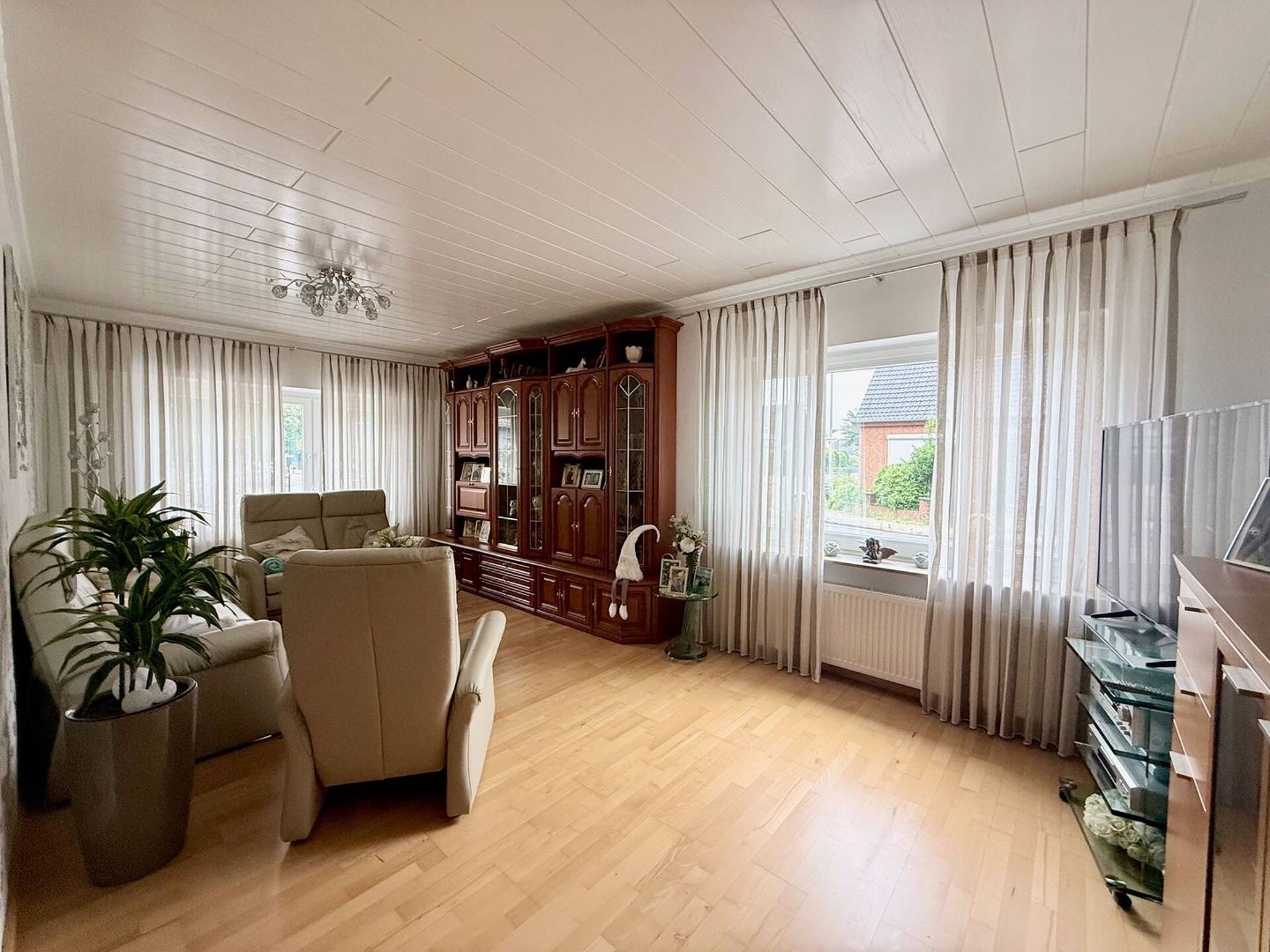 Haus in 27751 Delmenhorst mit 233 m² kaufen
