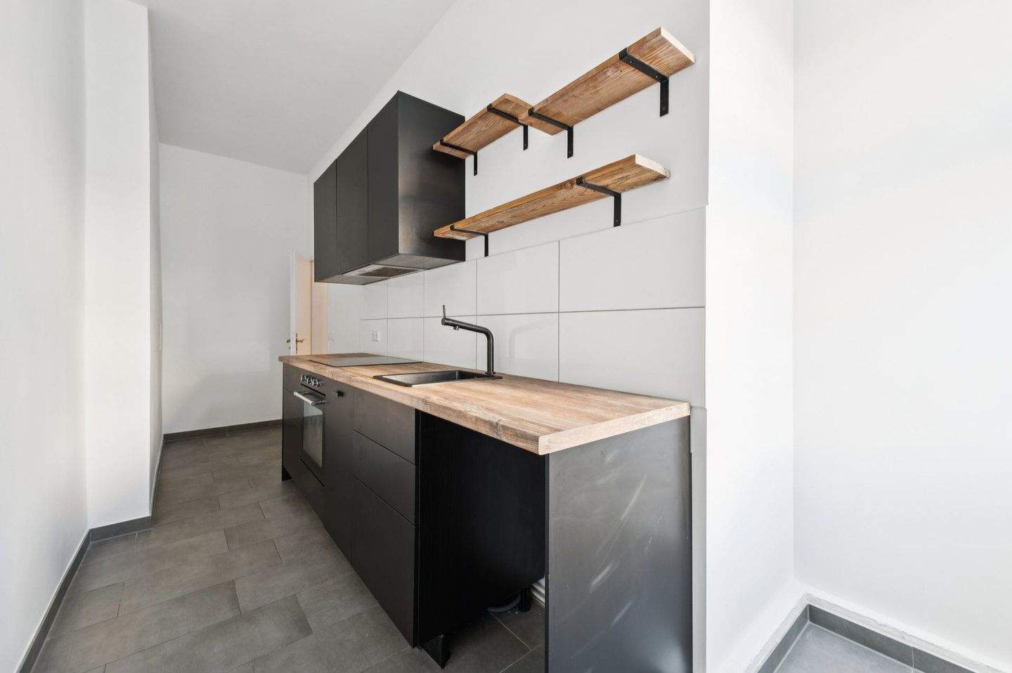 Charmante Altbauwohnung mit Balkon in bester Lage von Prenzlauer Berg - Bezugsfrei - Keine Maklerprovision – Berlin – Vorschaubild 7