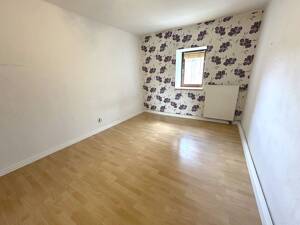 Charmante Dachgeschosswohnung mit 3 Zimmern, Wohnküche & Tageslichtbad – 54290 Trier – Vorschaubild 3