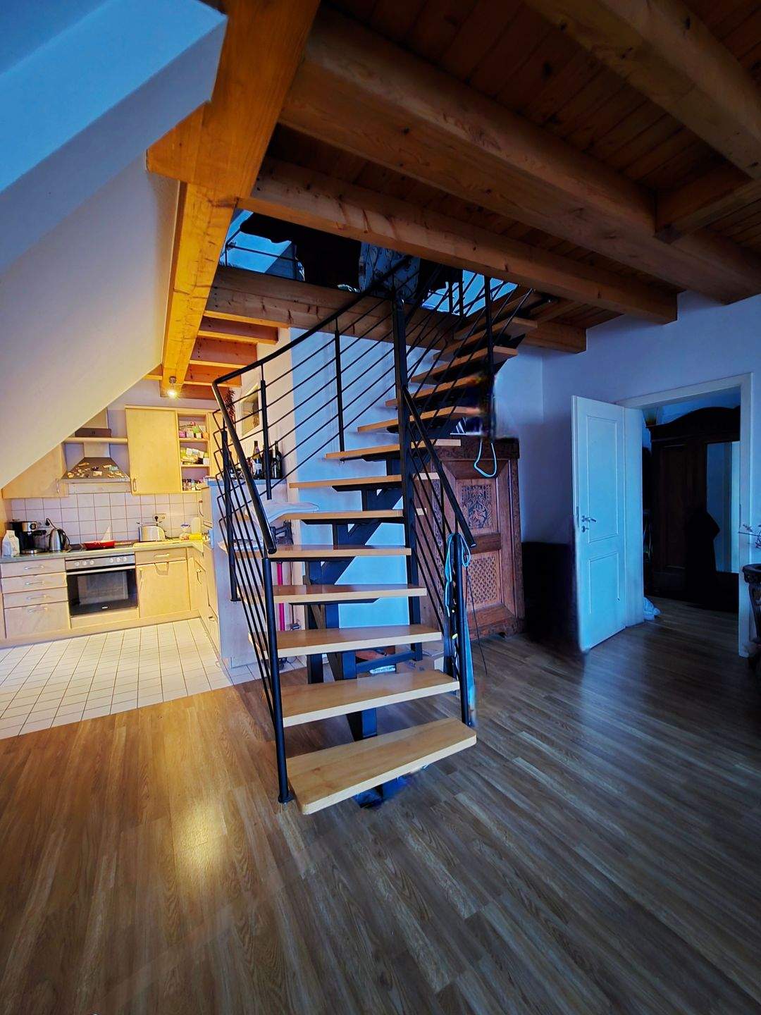 Attraktive Kapitalanlage: Dachgeschosswohnung mit Galerie und offenem Raumkonzept – Erfurt – Vorschaubild 3