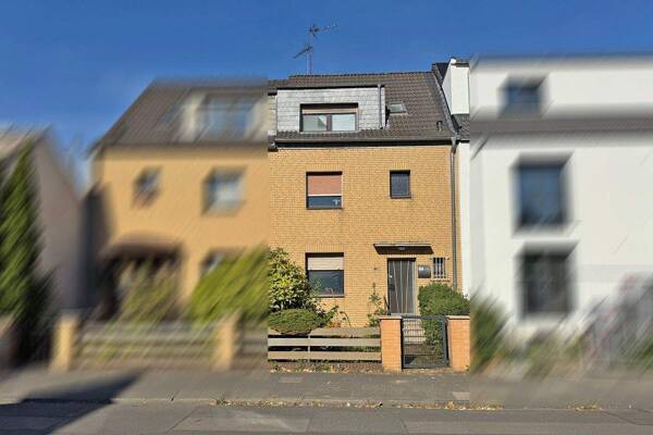 Reihenmittelhaus in 50999 Köln mit 104 m² kaufen