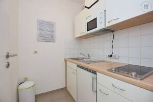 Schön möblierte Wohnung mit Balkon und Internet in Stuttgart Botnang – 70195 Stuttgart – Vorschaubild 3