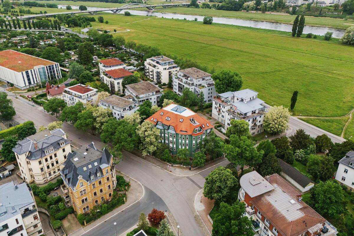 Geräumige Familienwohnung mit Balkon in Johannstadt-Nord, Dresden – Schubertstraße 39, 1307 Dresden – Bild 1 von 9