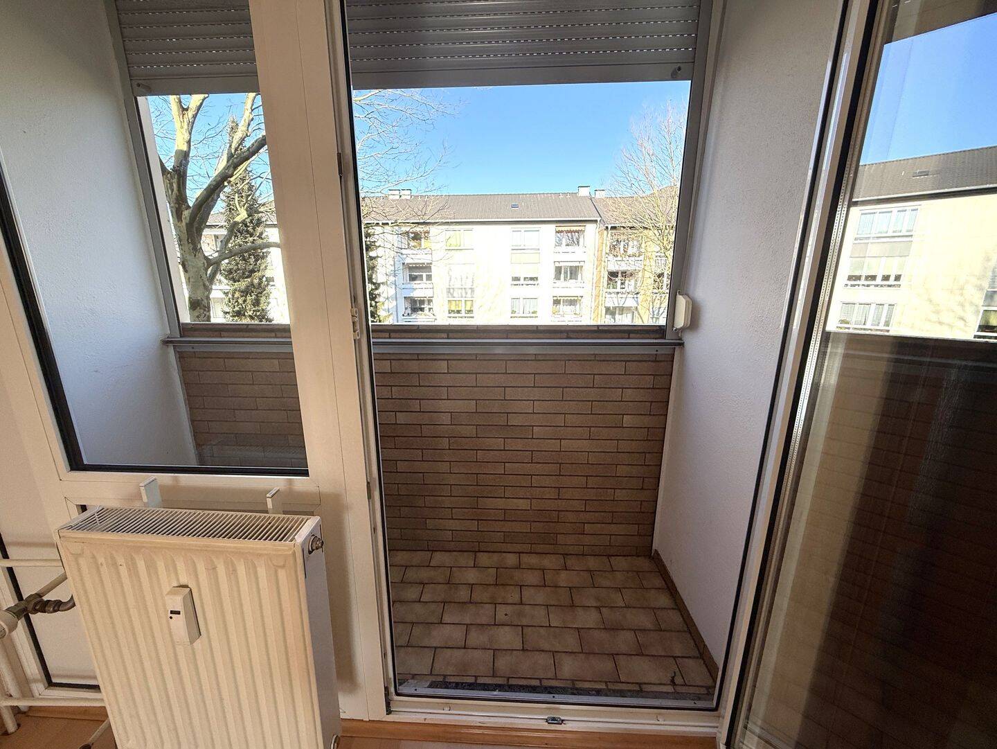 3-Zimmer-Wohnung II Nähe S-Bahn II Süd-Loggia II TG-Stellplatz II ab Sofort Bezugsfrei – Frechen – Vorschaubild 7