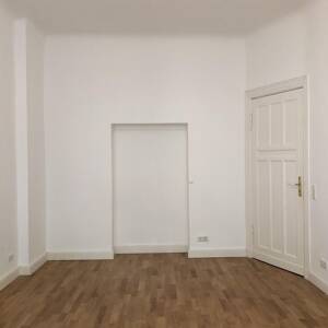 Stilvoll modernisierte Altbauwohnung mit Balkon im beliebten Florakiez – 13187 Berlin – Vorschaubild 7